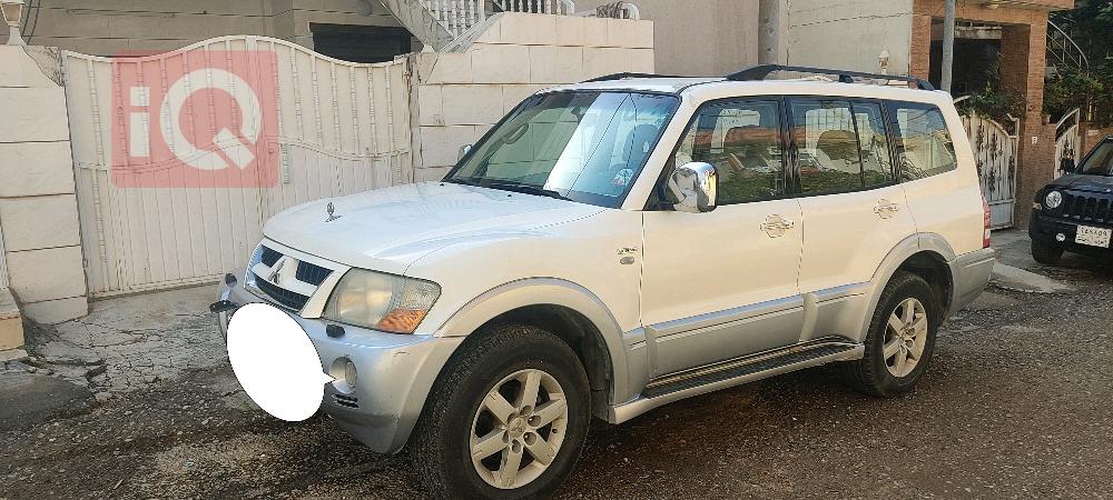 ميتسوبيشي باجيرو